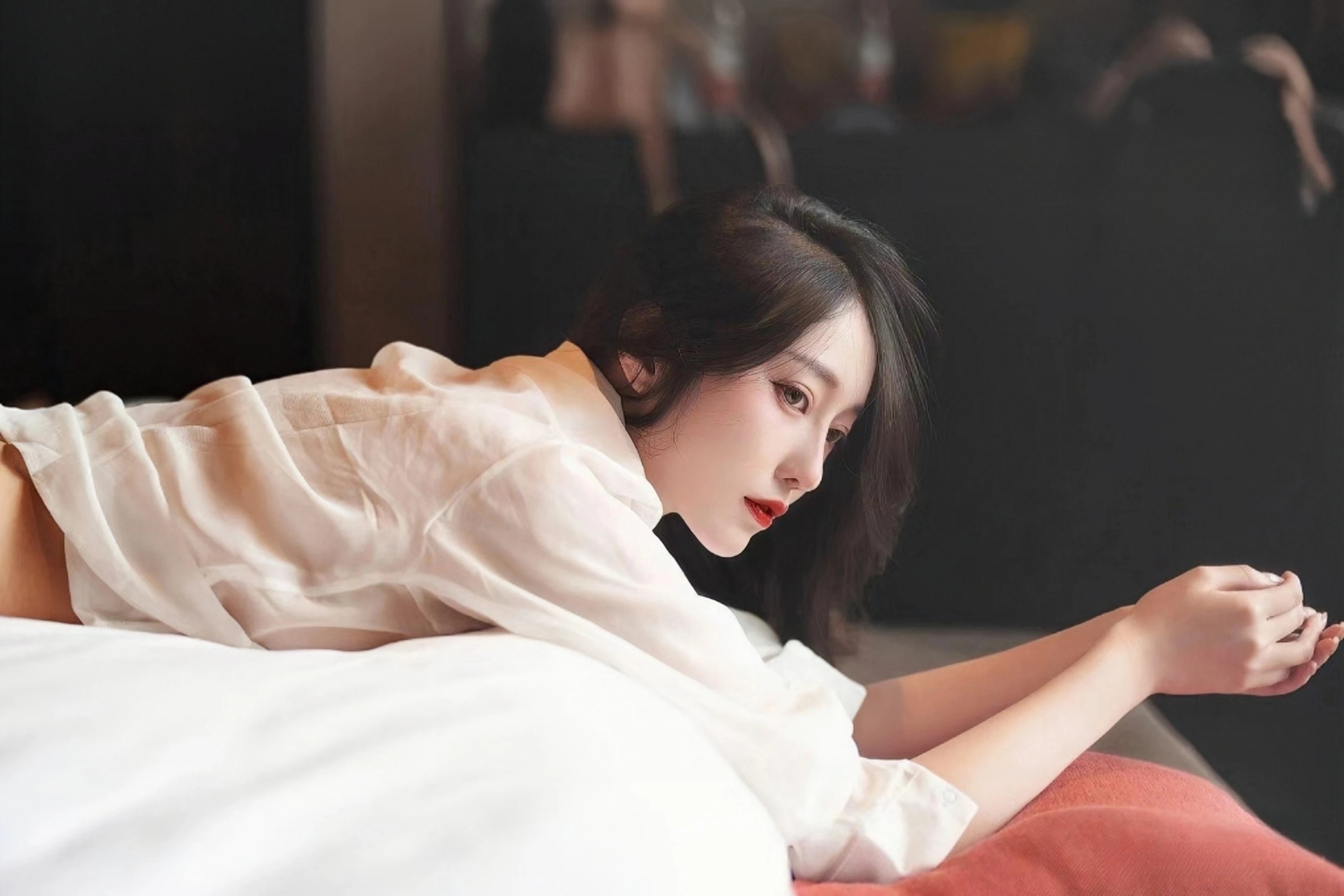 李强同澳大利亚总理阿尔巴尼斯共同出席第八届中澳工商界首席执行官圆桌会